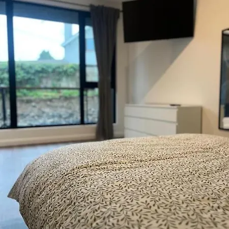 Ferienwohnung Deerpark Semi Sleeps 8 With Sofa Bed Cashel  Exterior foto