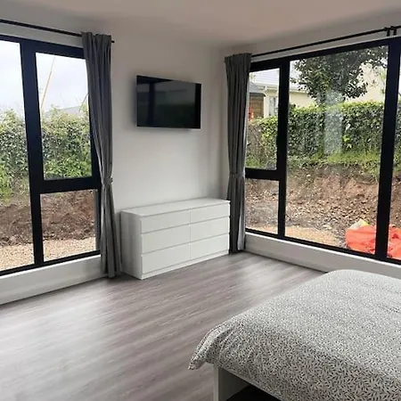 Ferienwohnung Deerpark Semi Sleeps 8 With Sofa Bed Cashel  Exterior foto